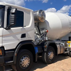 SCANIA HORMIGONERA P420XT B8X4 HZ  (NUEVO A ESTRENAR)