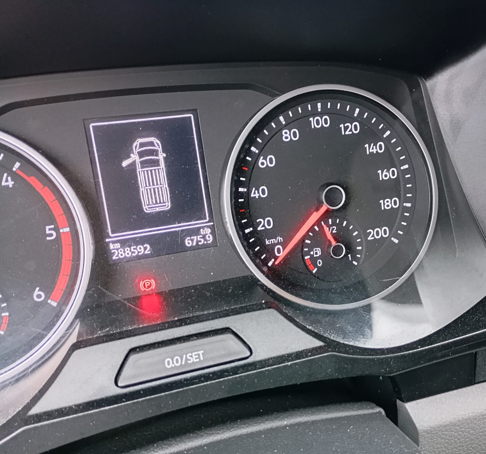 VOLKSWAGEN CRAFTER L2H2 140 FURGON - Imagen 9