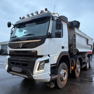 CAMION VOLVO FMX 460 CV 8X4 CON CAJA BASCULANTE MEILLER