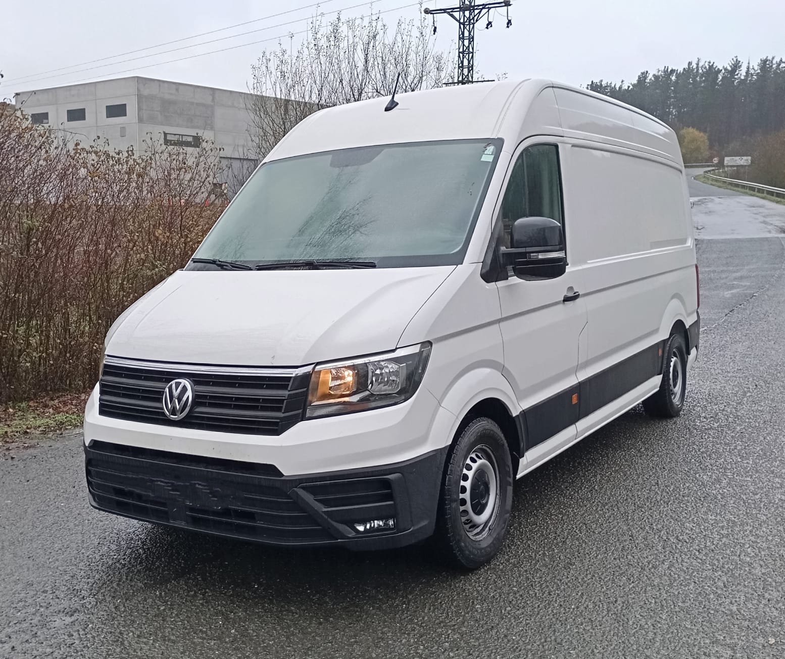 VOLKSWAGEN CRAFTER L2H2 140 FURGON